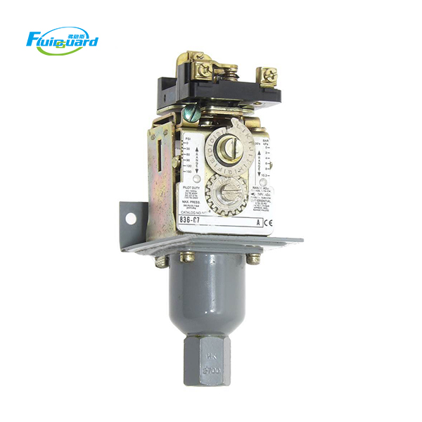 836-C7 Pressure Switch